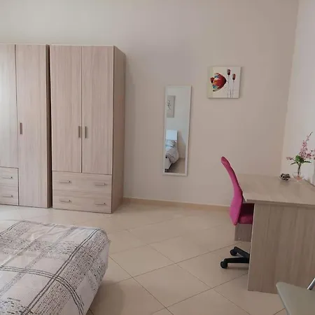 Al Porto 公寓 维博瓦伦蒂亚码头