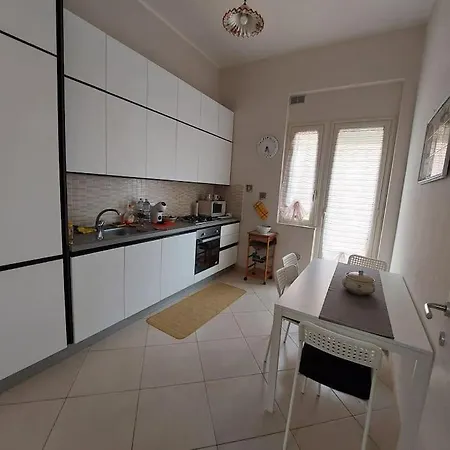 公寓 Al Porto 维博瓦伦蒂亚码头