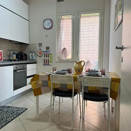 شقة Al Porto فيبو فالينتيا مارينا