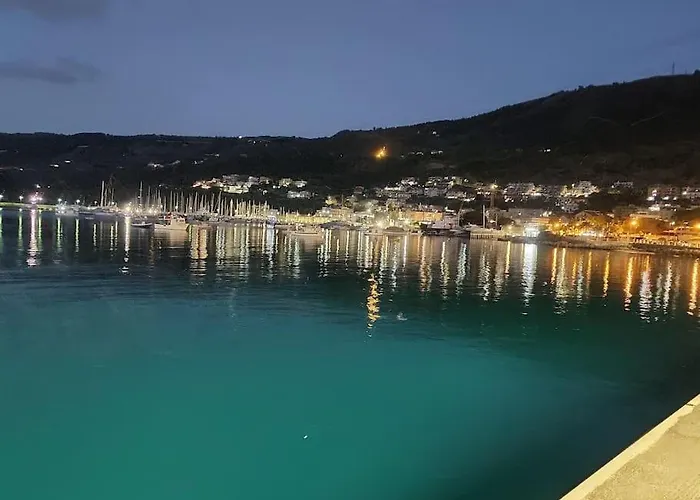 Al Porto * فيبو فالينتيا مارينا