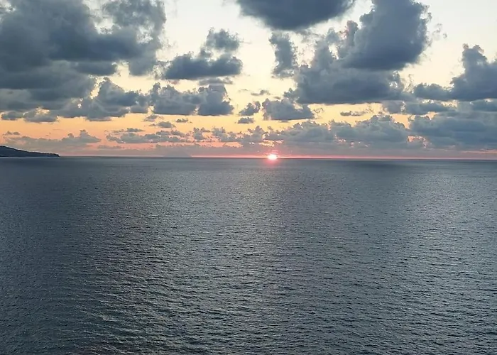 Al Porto * فيبو فالينتيا مارينا